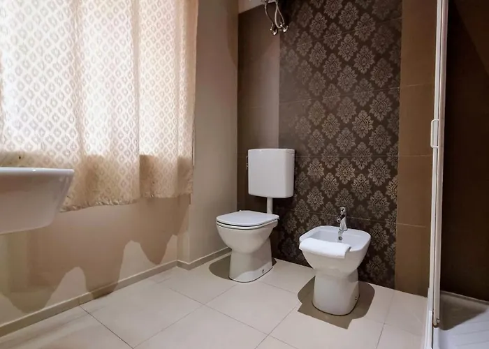 Pensjonat Al Volo Tommaseo 4*